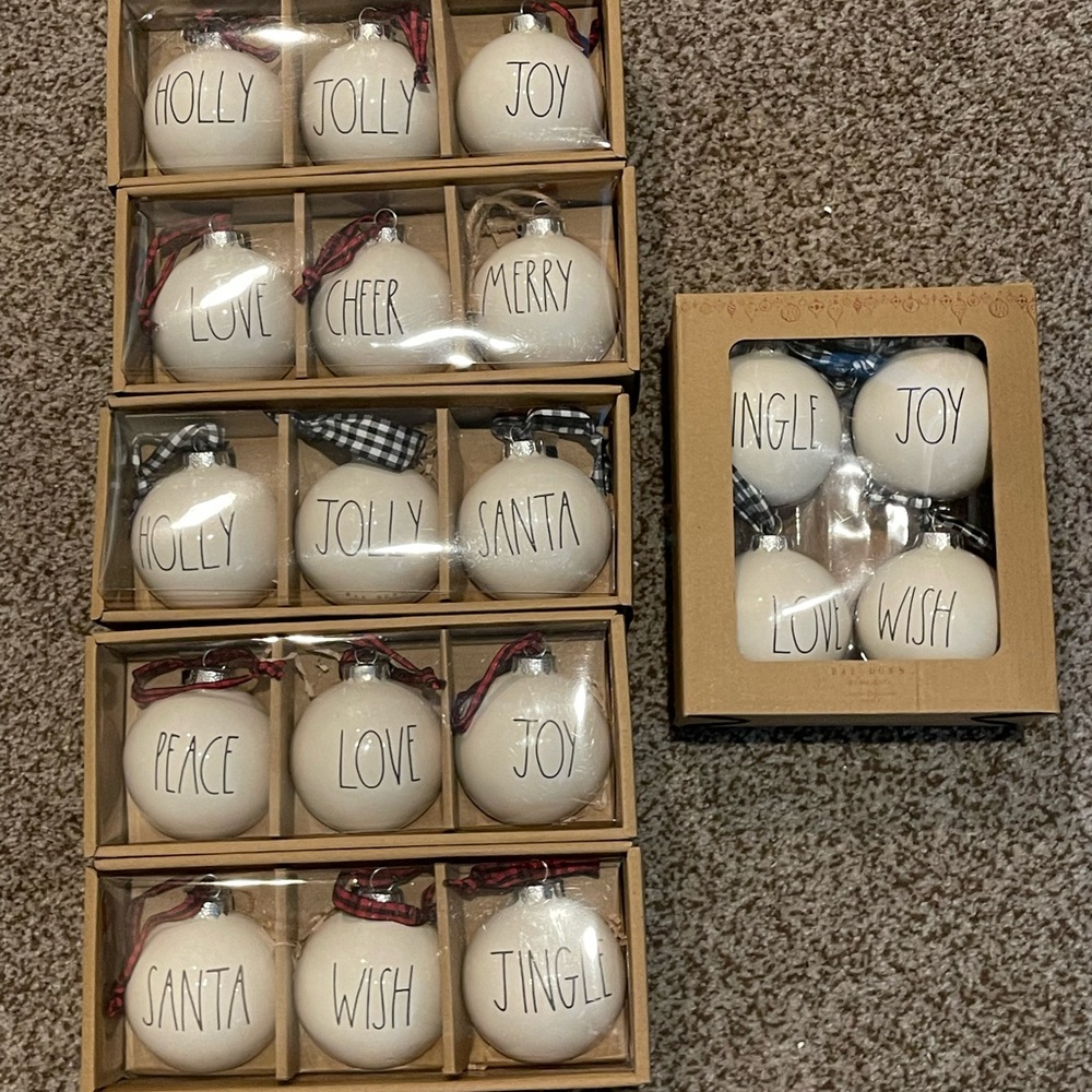 Rae Dunn Christmas Ornaments white/Black